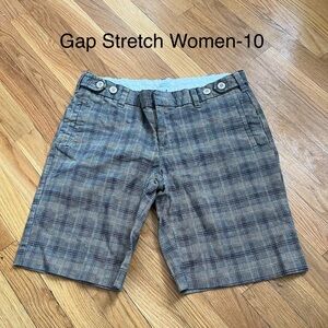 GAP Women's Plaid Stretch Shorts in Gray and Blue